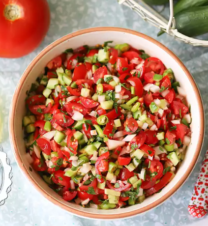 Klasik Çoban Salata